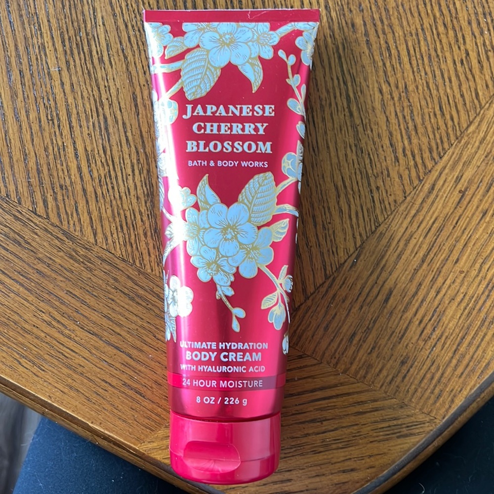 NWT Bath & Body Works Japanese Cherry Blossom